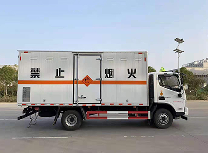 西丰爆破器材运输车